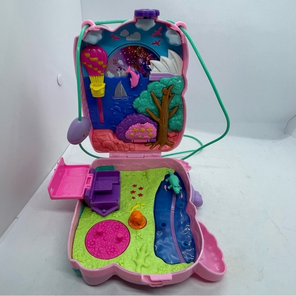 2020 Polly Pocket Koala & Pocket Unicorn Party play set. Missing some pieces - Picture 3 of 9